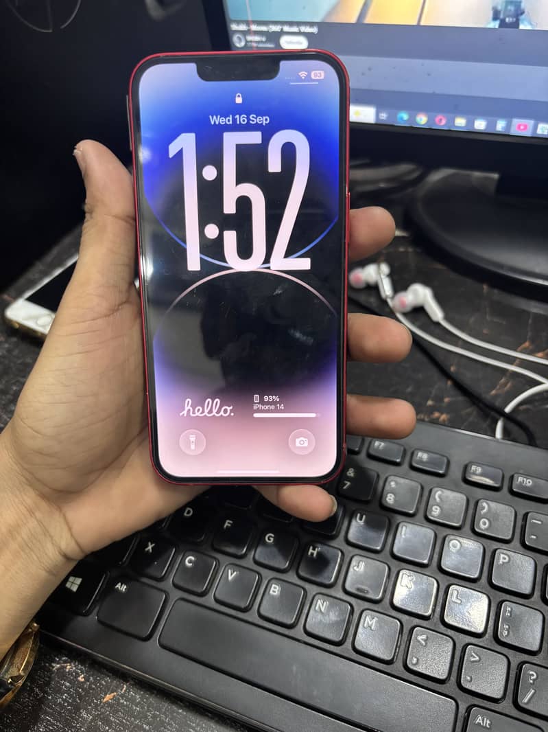Apple iPhone 13 5