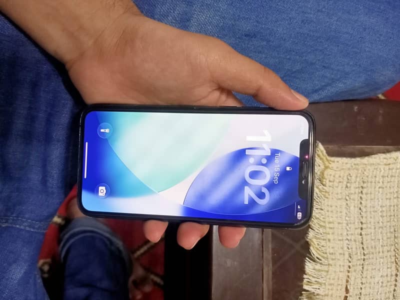 Apple iPhone 11 Pro 6