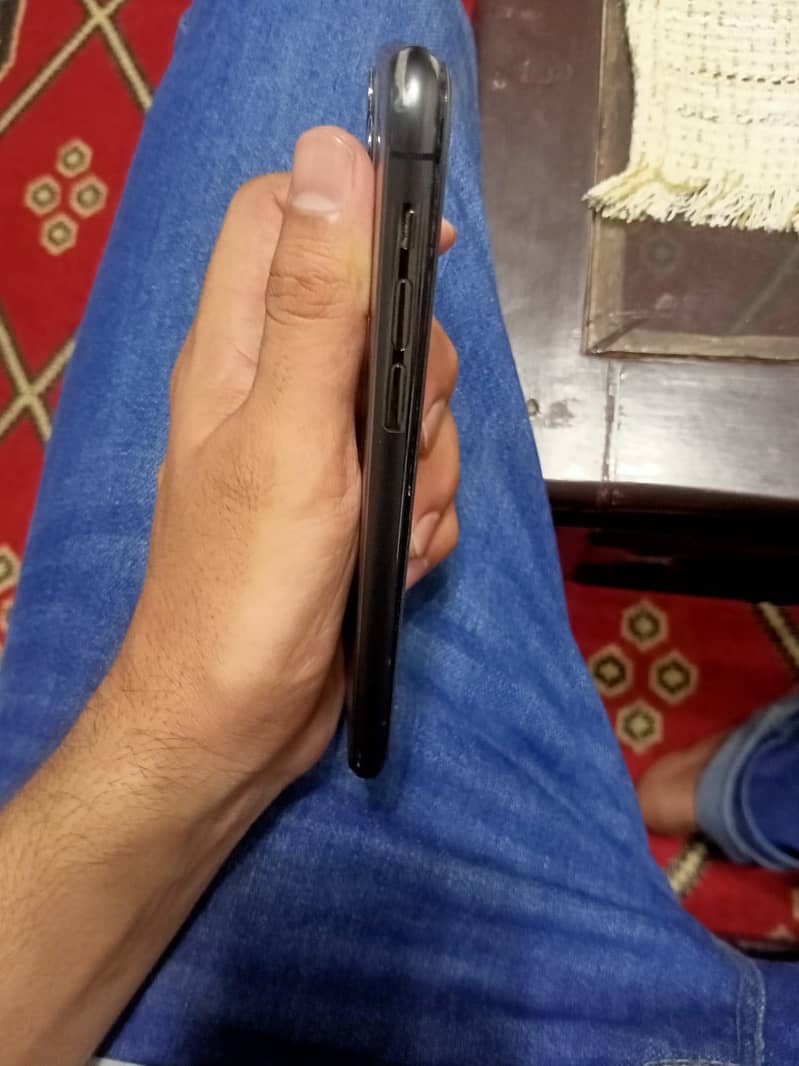 Apple iPhone 11 Pro 14