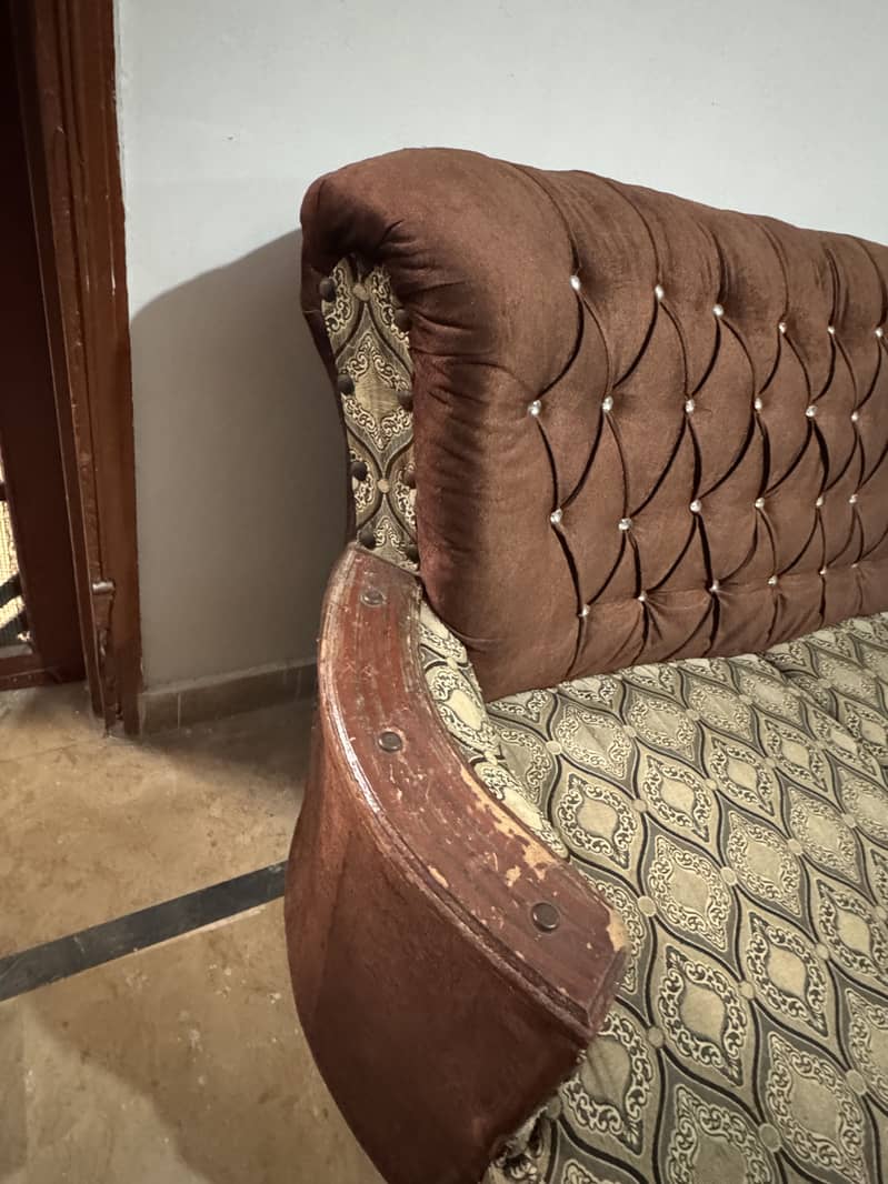 Sofa set for sell 1