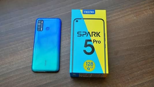 Tecno Spark 5 Pro 4/128gb PTA Dual sim with card