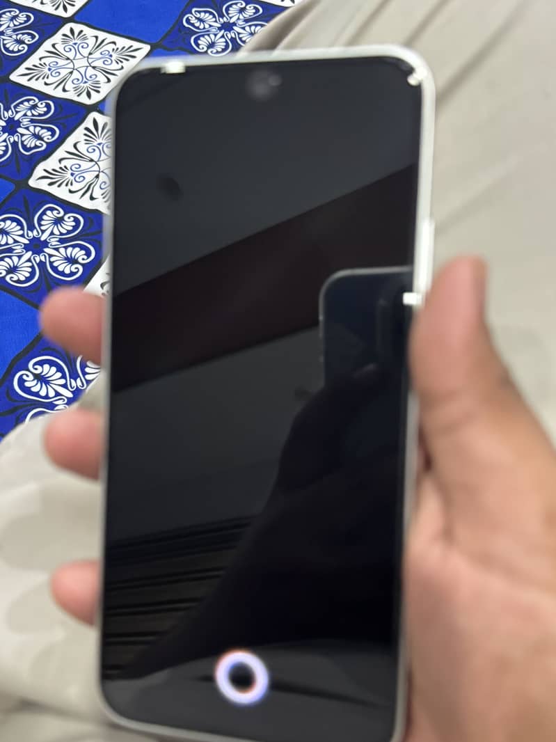 OPPO A6s 3