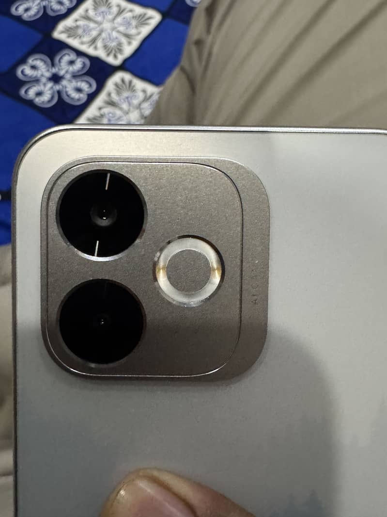 OPPO A6s 6