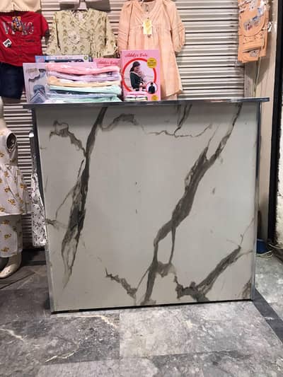 SHOP COUNTER