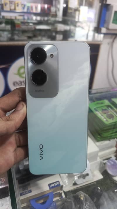 Vivo Y18