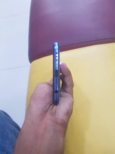 f 19 oppo daba charger nahi ha 6 128