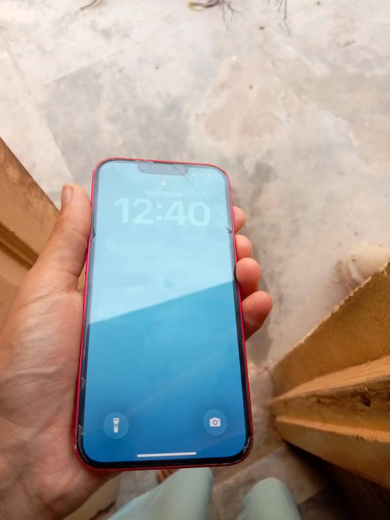 Apple iPhone 13 3