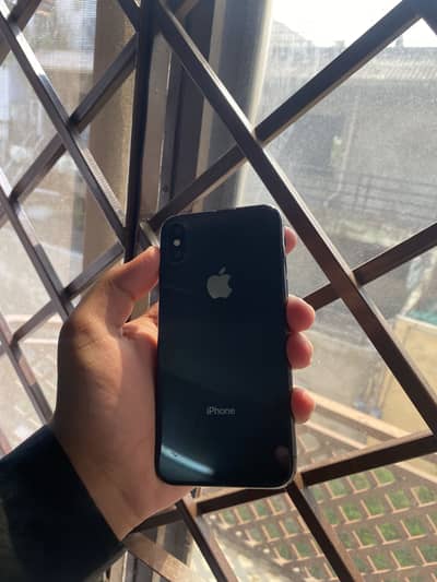 Apple iPhone XS    64gb  pta approved   Urgent sale