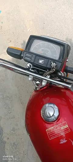 Honda CD 70 2025