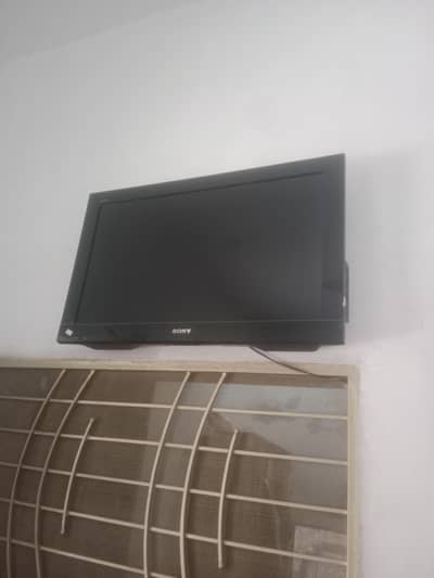 Led tv Sony company 42 inch use old version