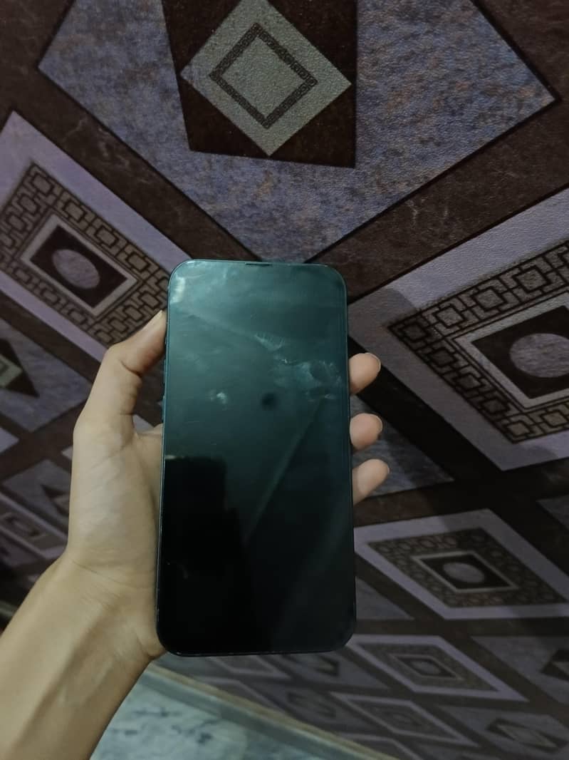 Apple iPhone 13 3