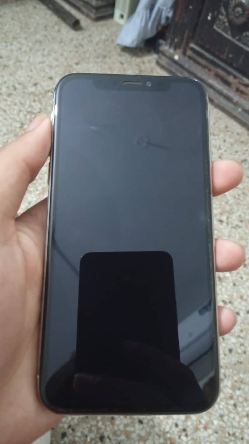 Apple iPhone X 3