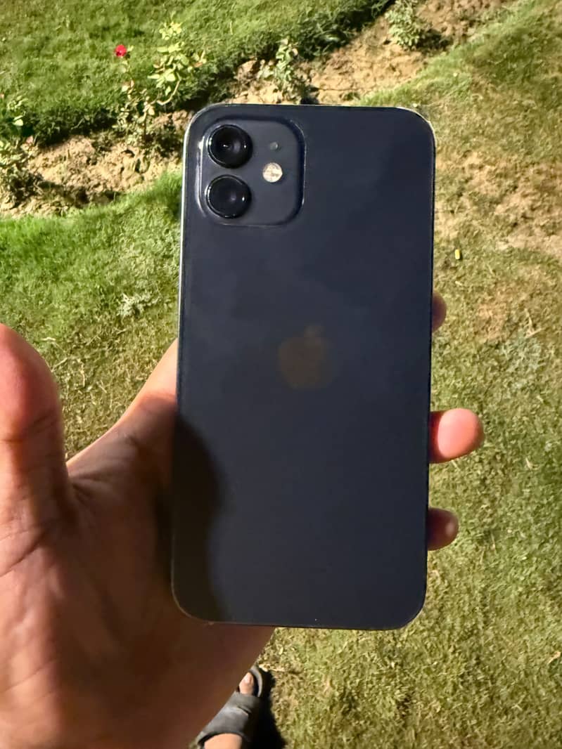 Apple iPhone 12 5