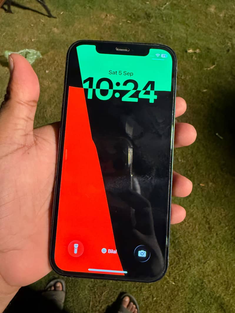 Apple iPhone 12 8