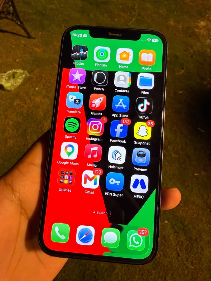 Apple iPhone 12 9