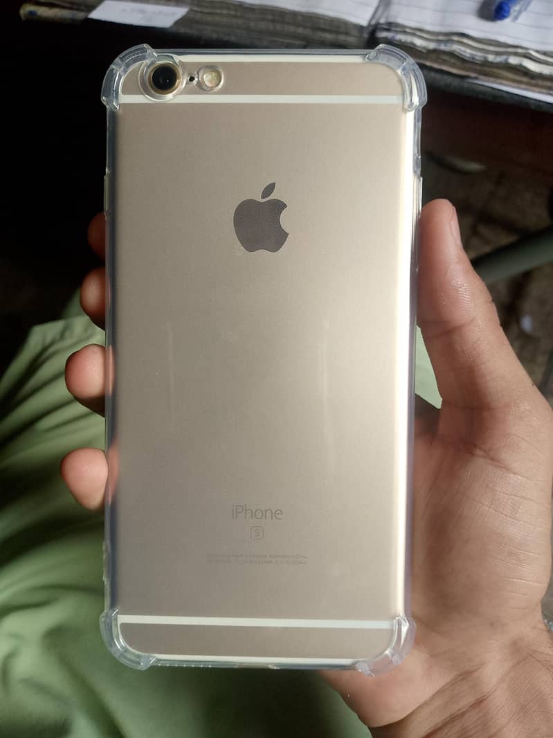Apple iPhone 6S Plus 1