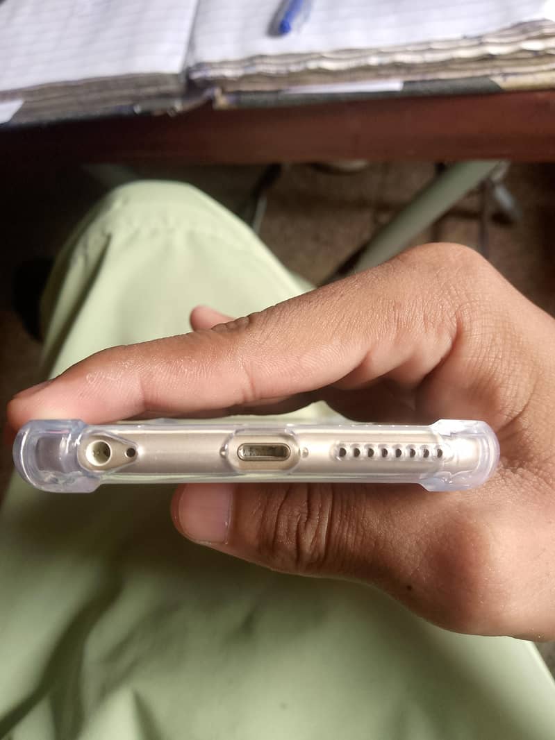 Apple iPhone 6S Plus 3