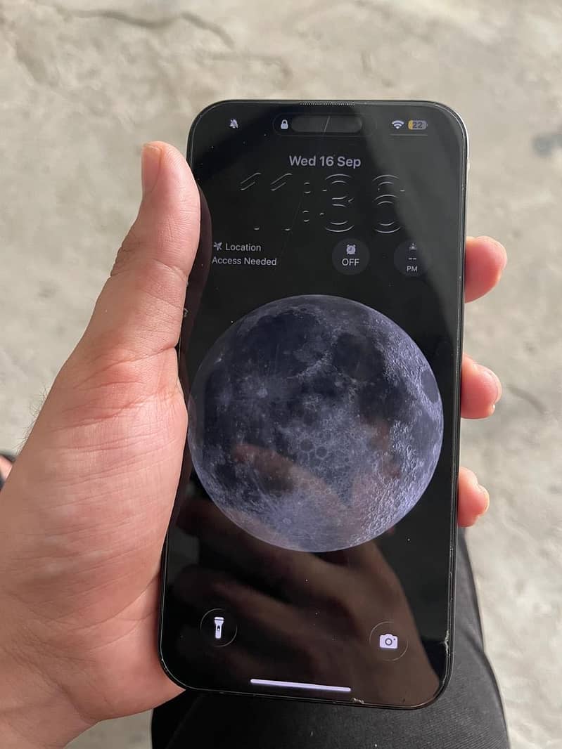 Apple iPhone 15 Pro Max 1