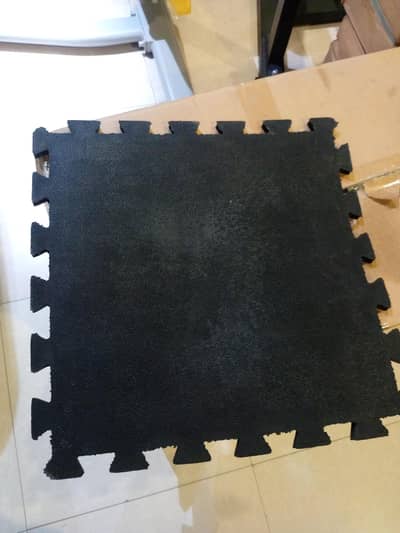 gym tiles