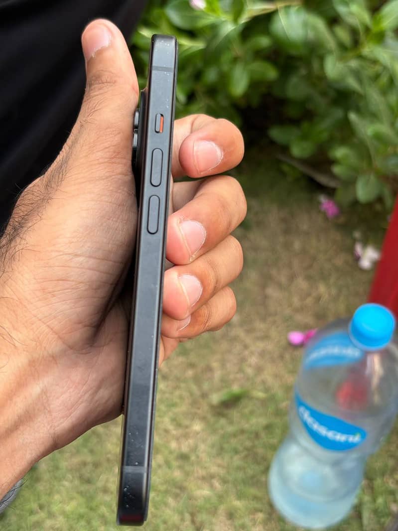 Apple iPhone 15 2