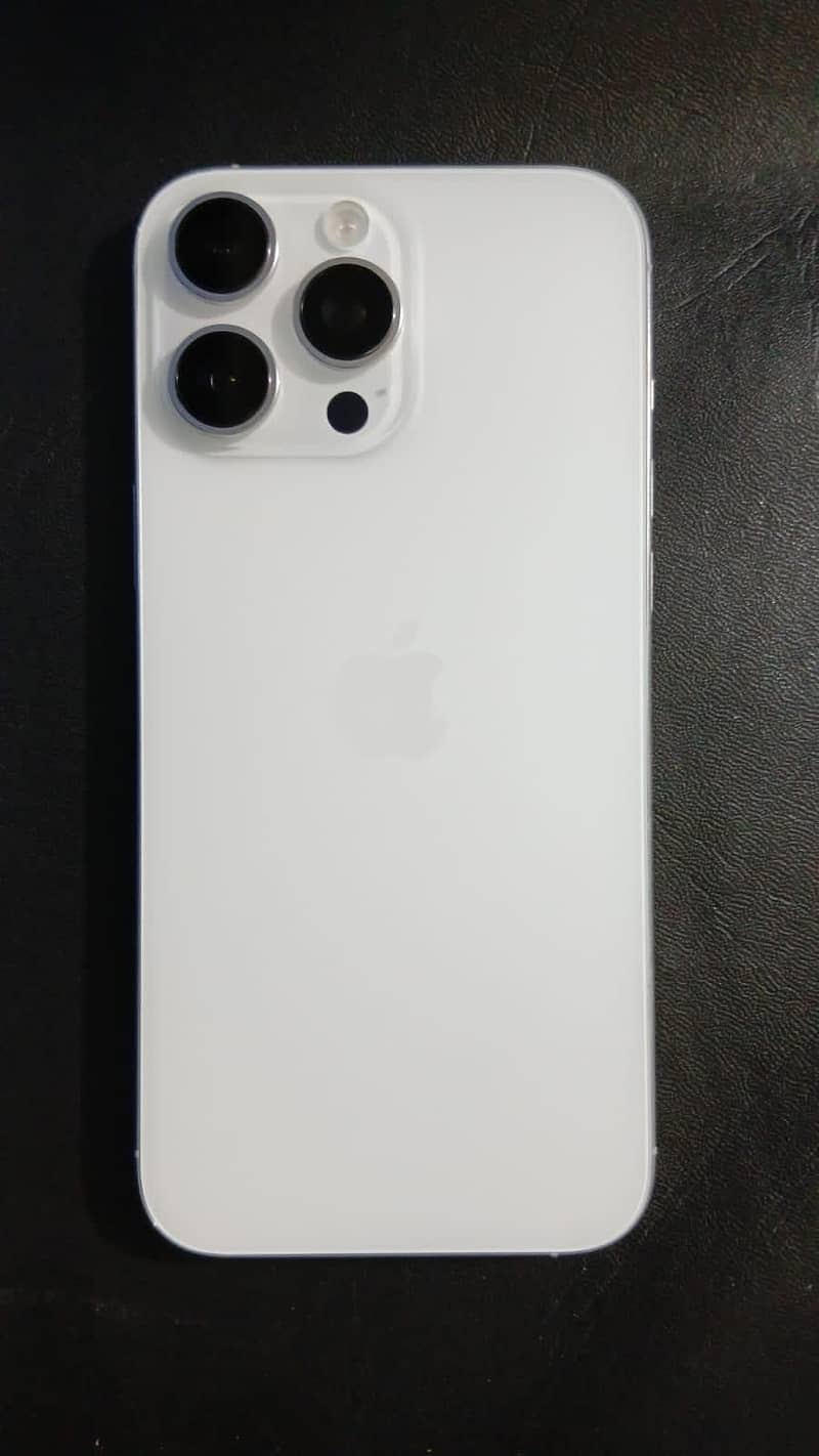 Apple iPhone 16 Pro Max 0