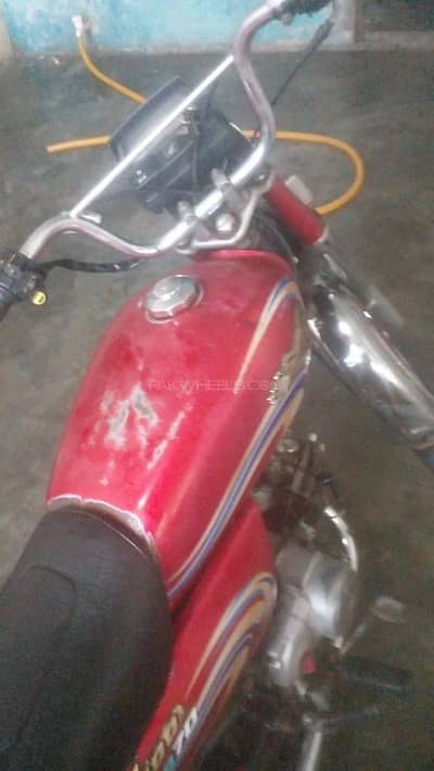 Yamaha Dhoom YD-70 2010