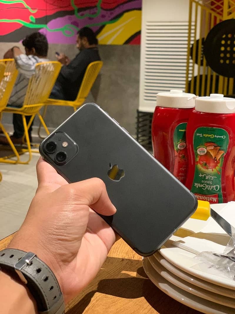 Apple iPhone 11 5