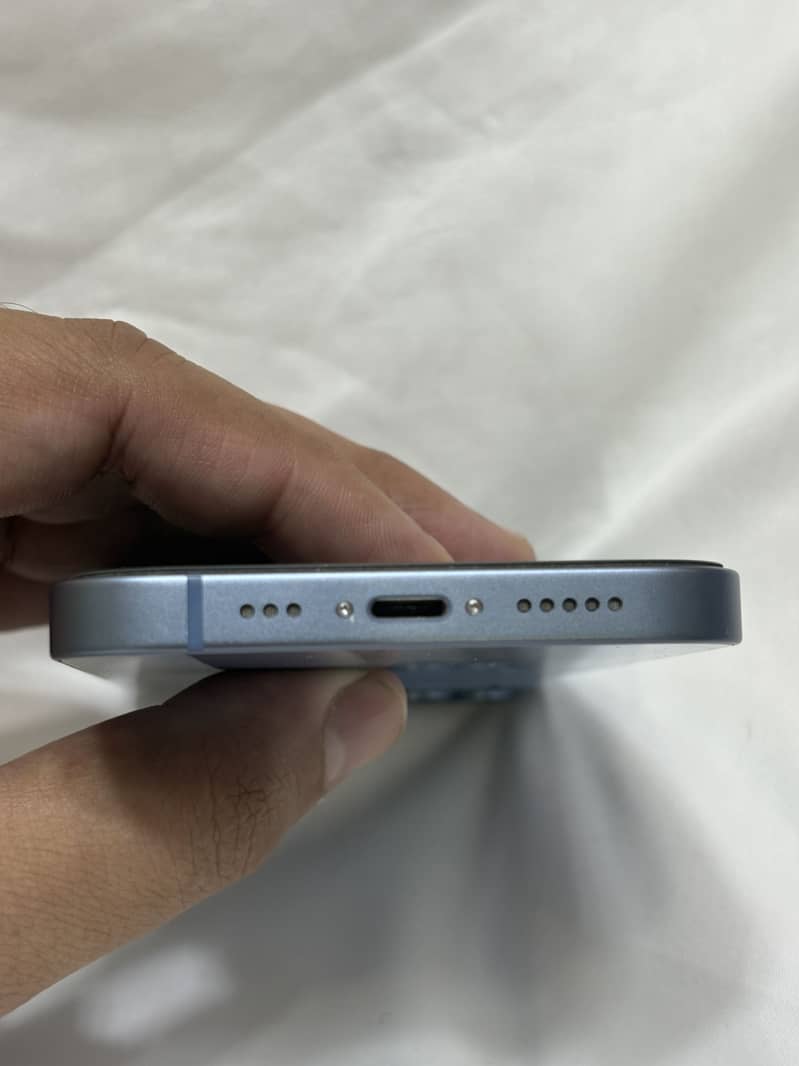 Apple iPhone 14 2