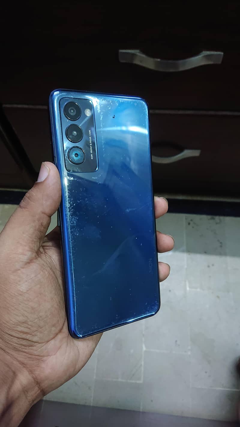 Tecno CAMON 18T 1