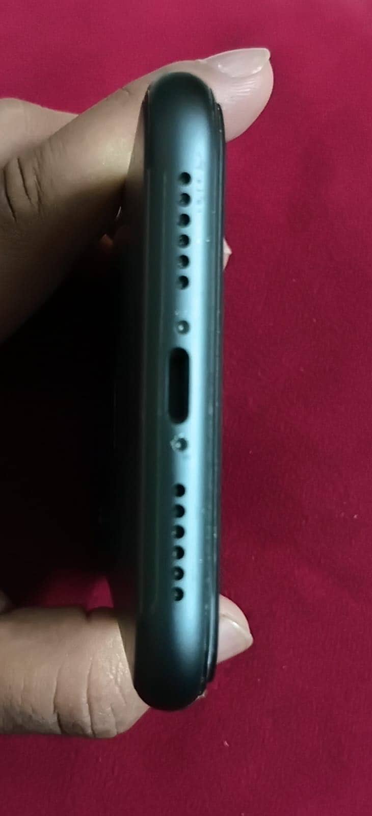 Apple iPhone 11 4
