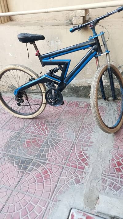 I m selling my bicycle on emergency basis