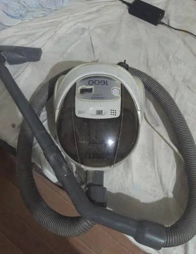 Hitachi CV-BM16 Strong Vacuum cleaner