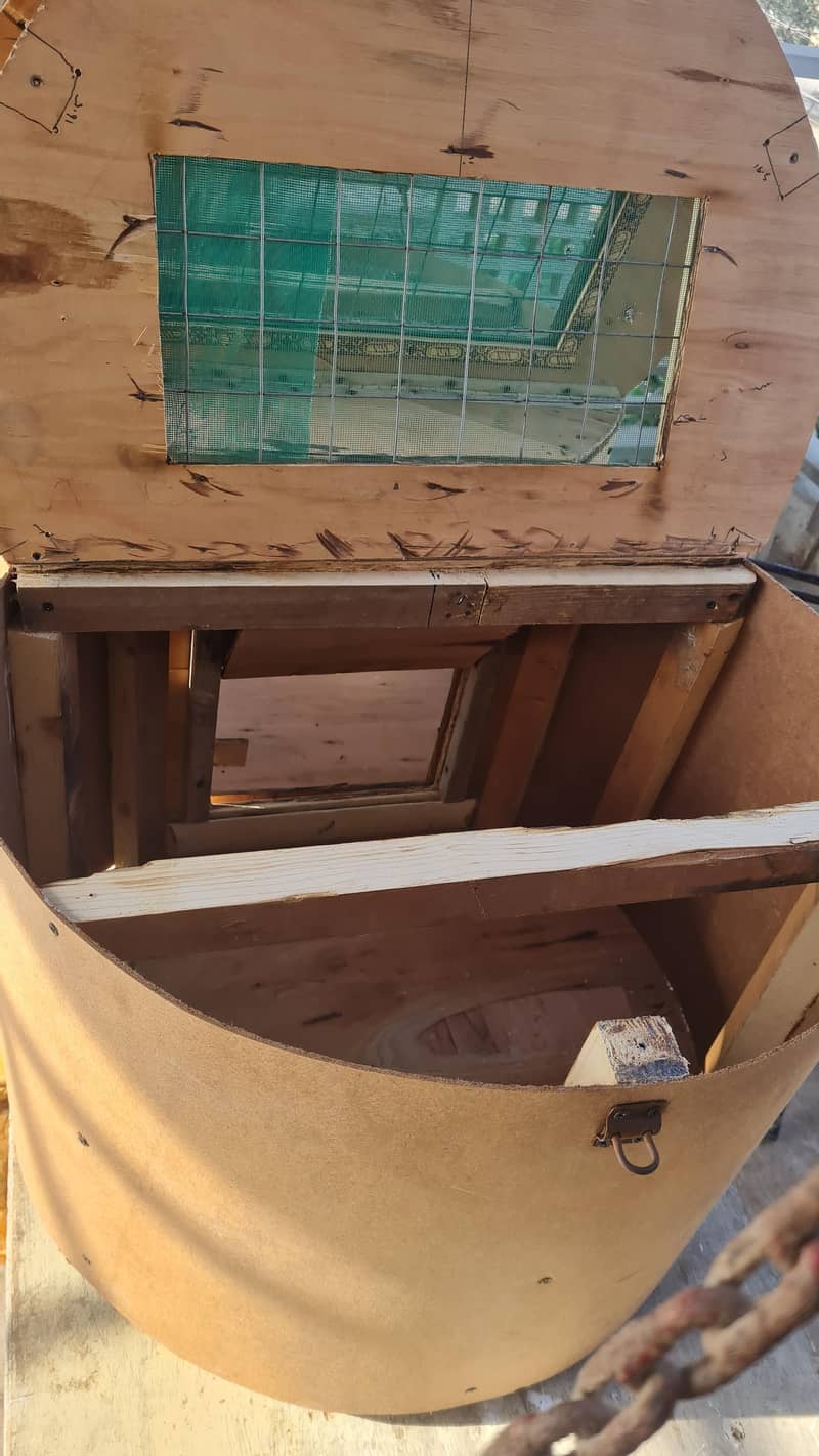 Brooder and incubator 12
