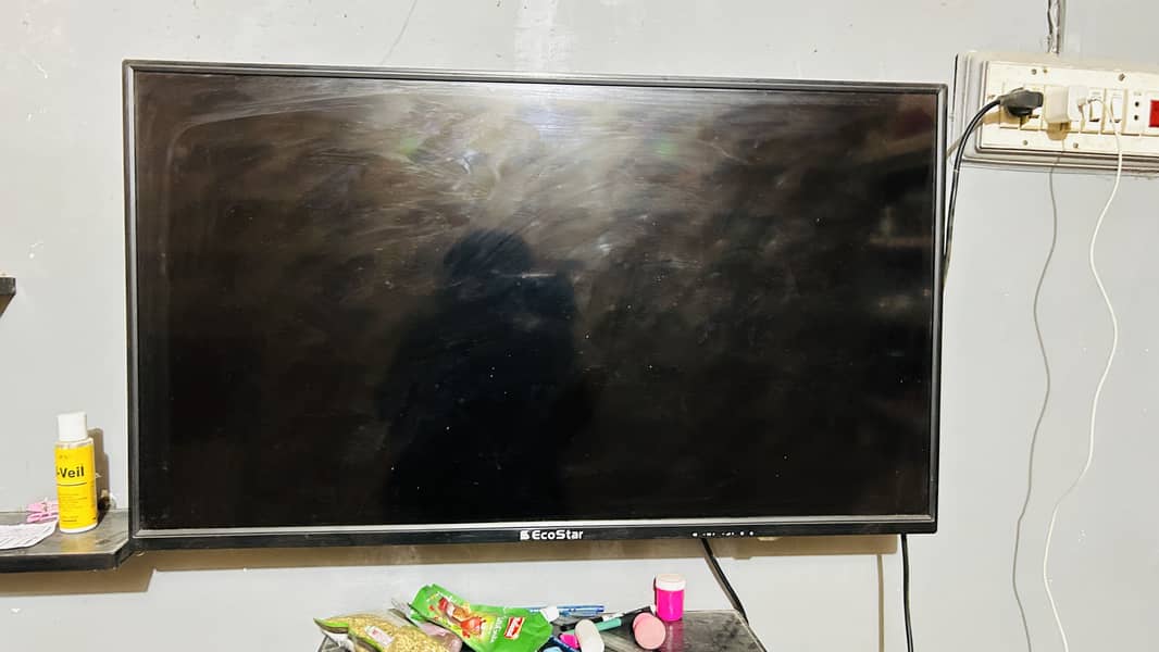 Echo star 40Inch LED 3