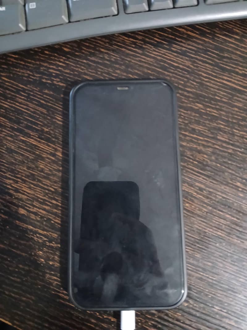 Apple iPhone 12 Pro Max 4
