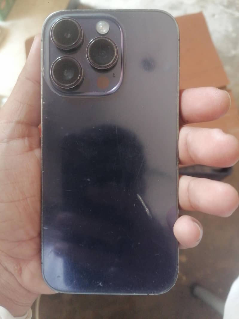 Apple iPhone 14 Pro 0
