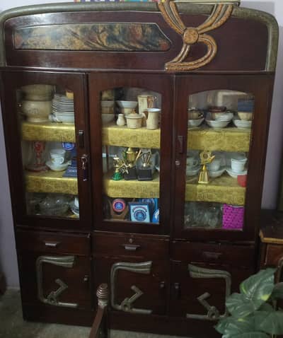 Good condition, Door wooden woodrobe for sale