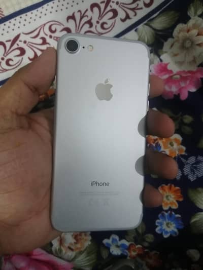 Apple iPhone 7