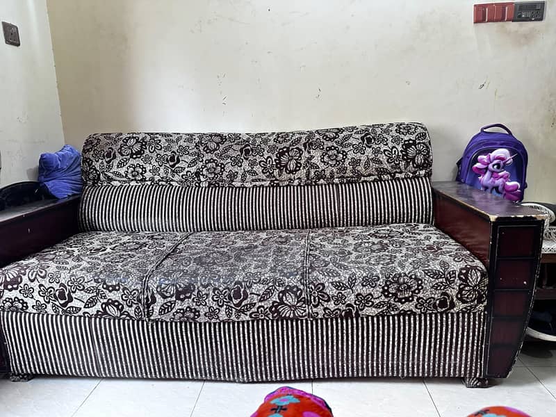 5 seater Durable Sofa 3
