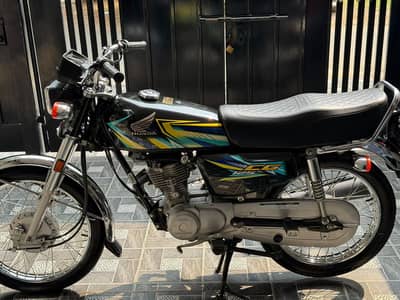 Like brand new 125. Genuine 1450 running.