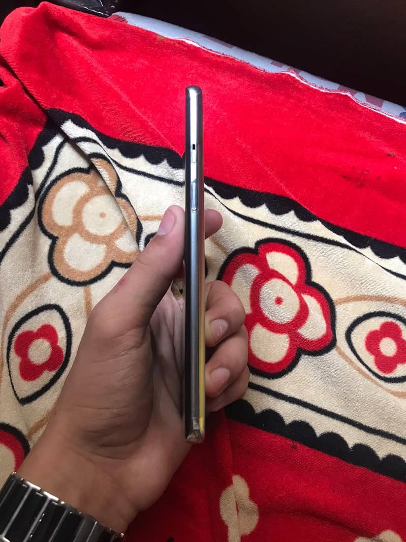One Plus 8 5g 2