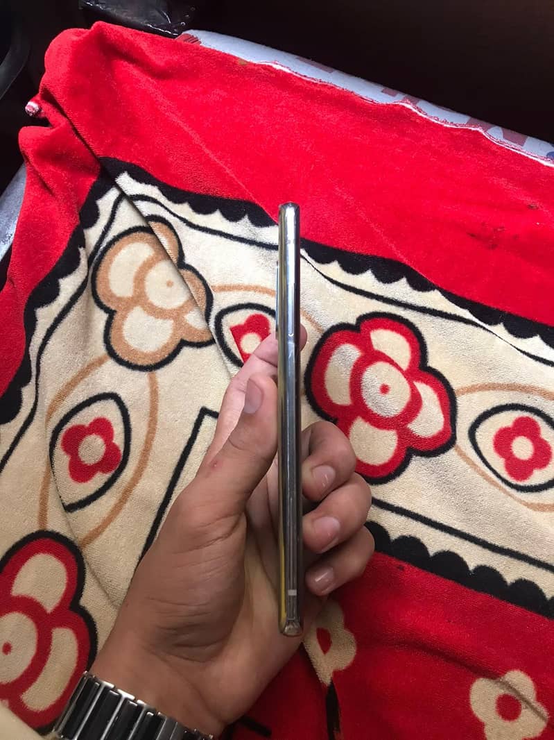 One Plus 8 5g 3
