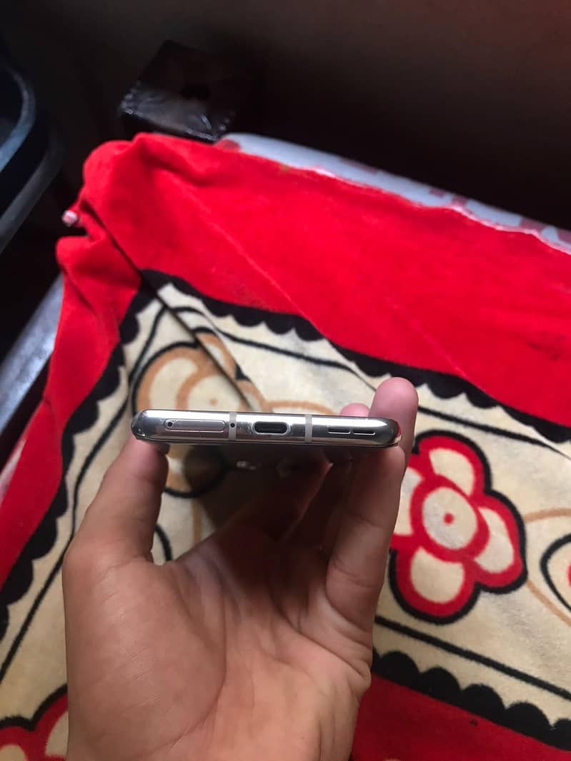 One Plus 8 5g 4
