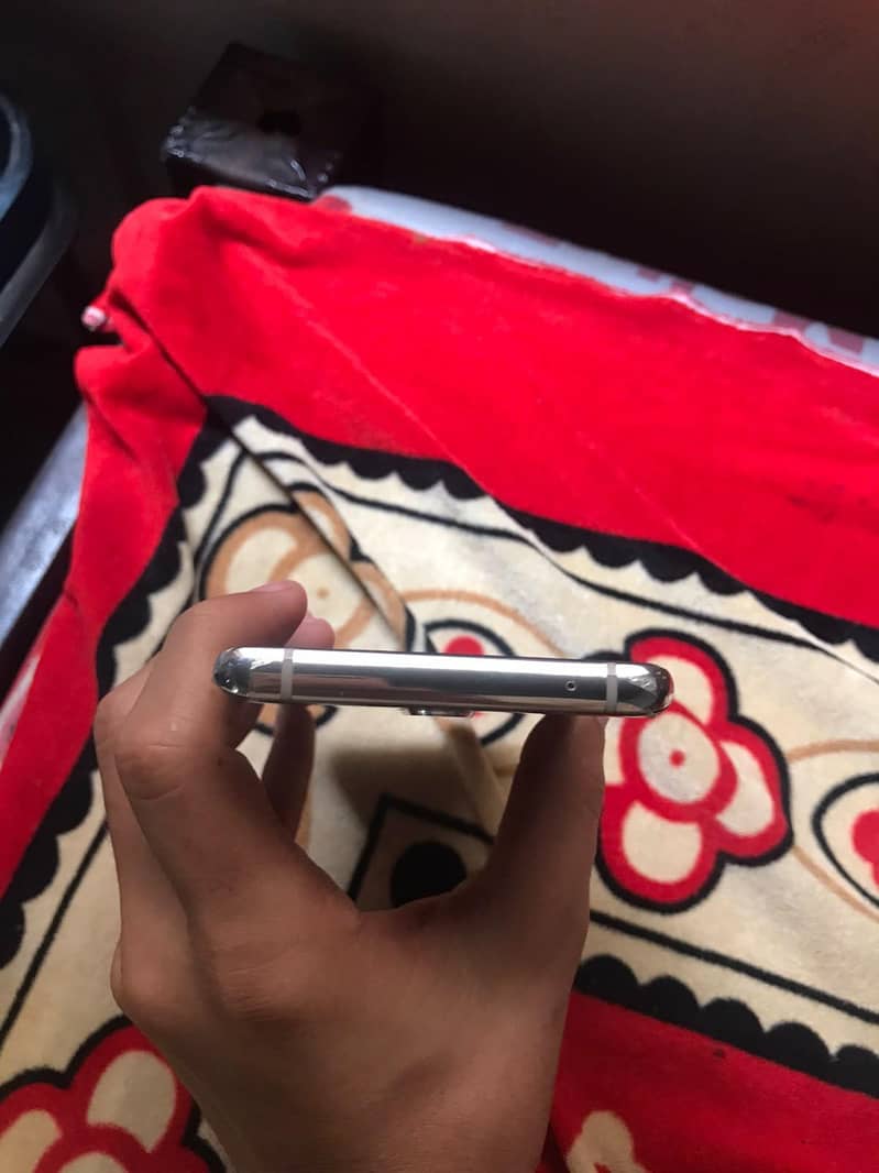 One Plus 8 5g 5