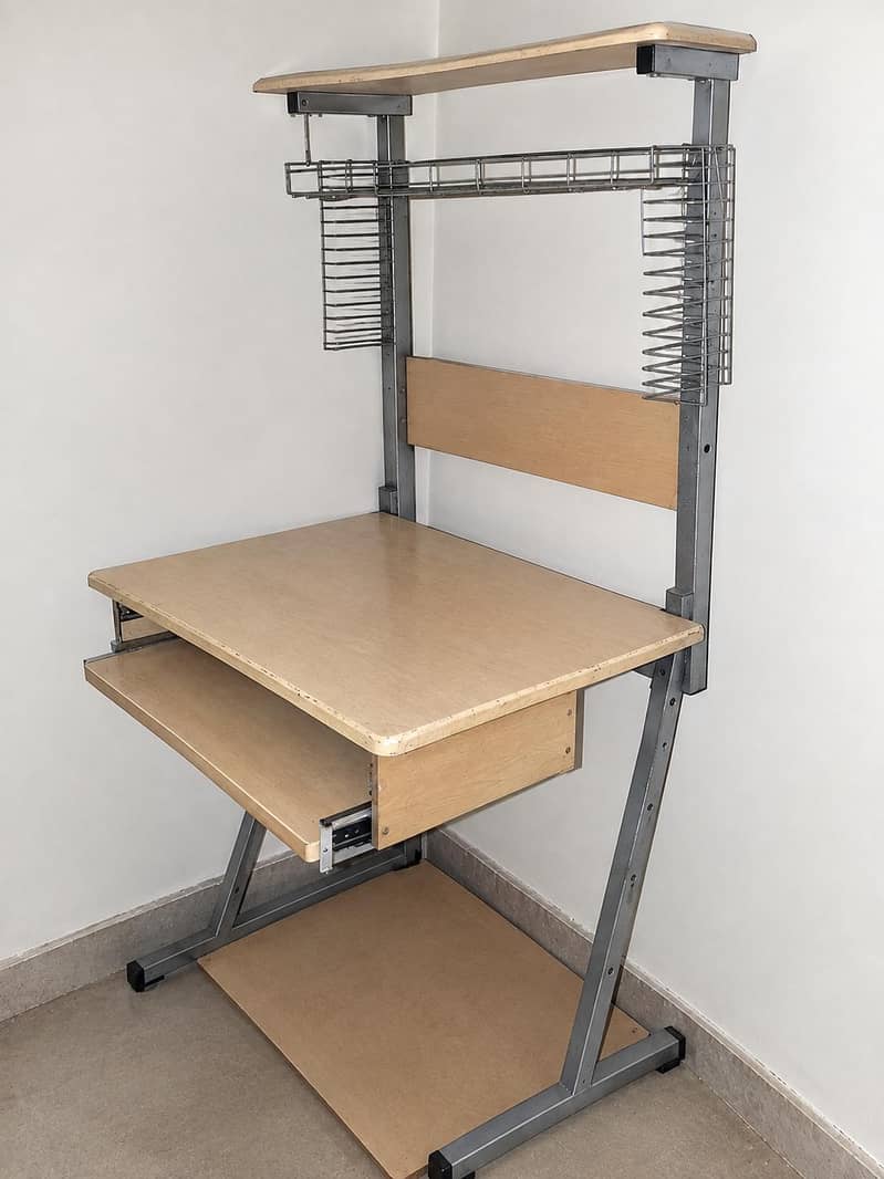 computer table for sale 0