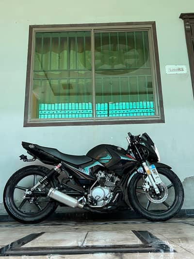 Yamaha YBR 125 2023
