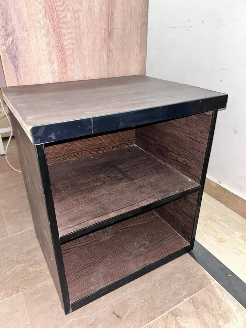 side table 0