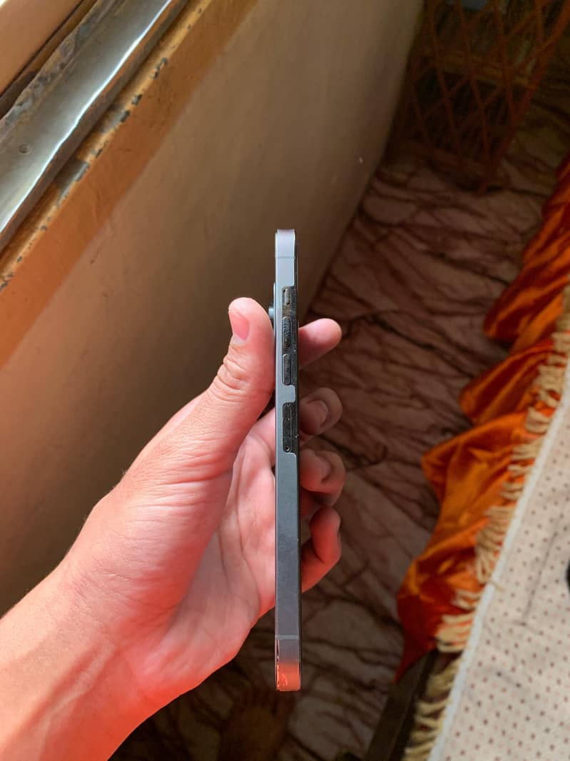 Apple iPhone 13 Pro Max 7