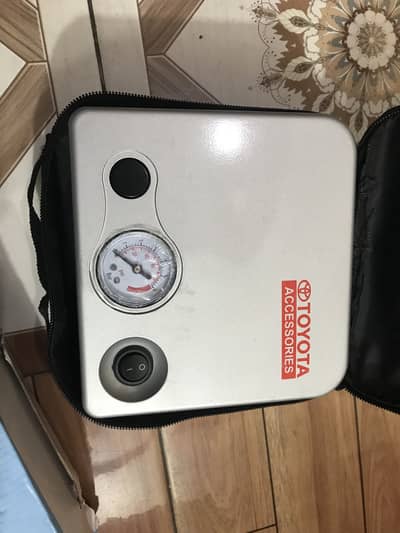 Toyota Air Compressor 80 PSI
