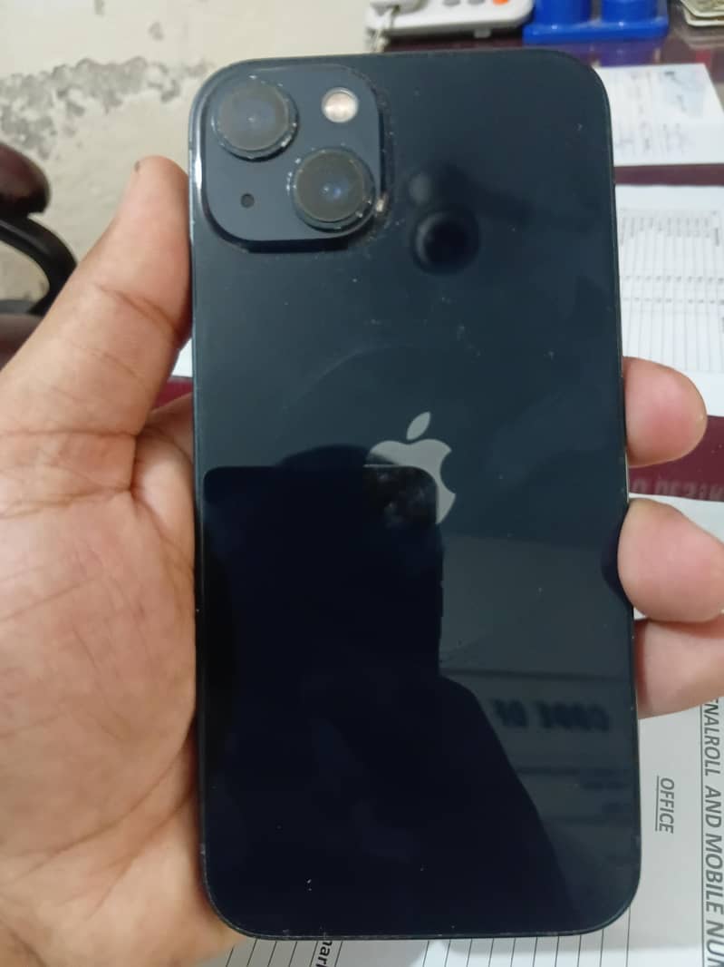 Apple iPhone 13 1